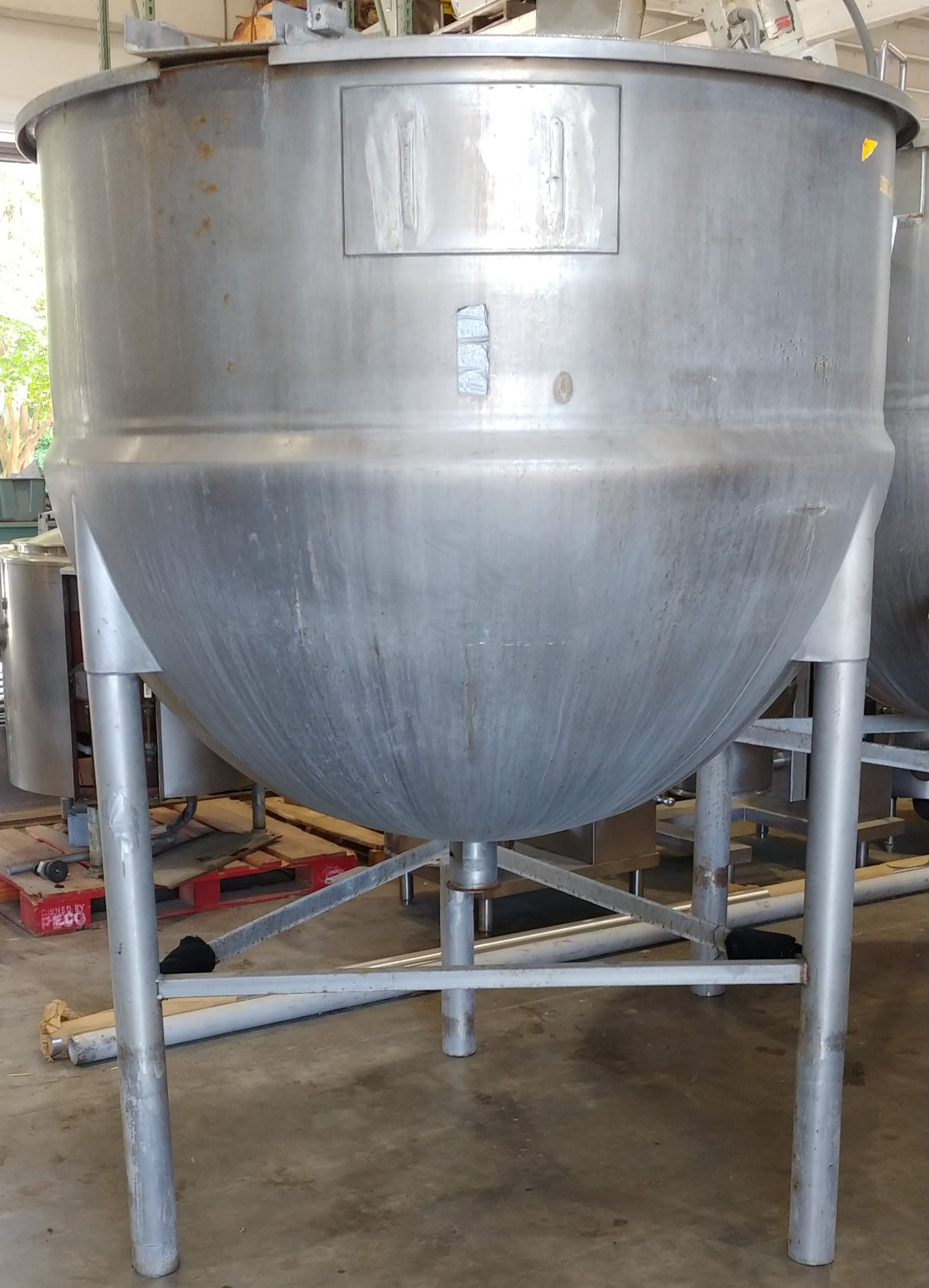 LEE 500 GALLON STAINLESS STEEL STEAM JACKETED KETTLE Production